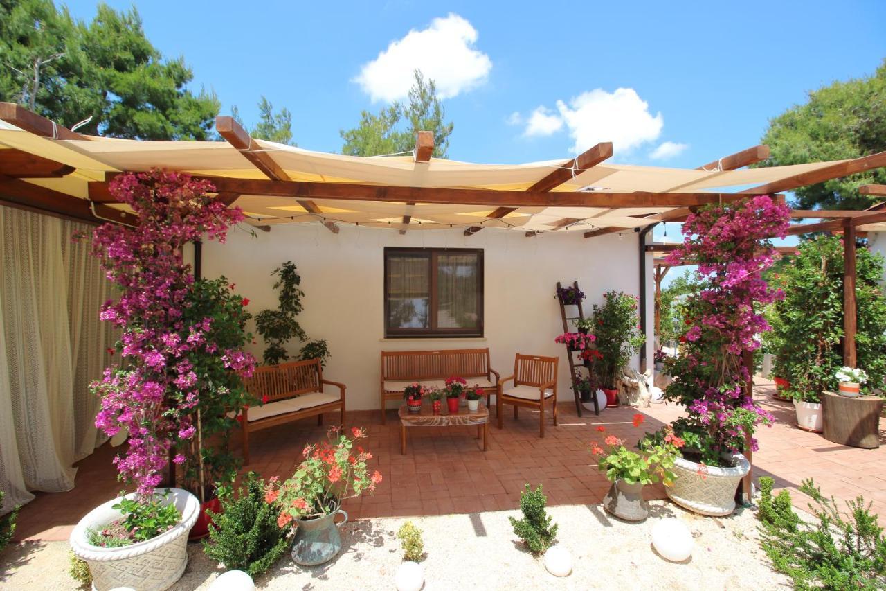 Agriturismo Essentia Dimora Rurale Larino Экстерьер фото